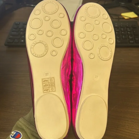 Marc by Marc Jacobs Metallic Pink Flats - Picture 2 of 7